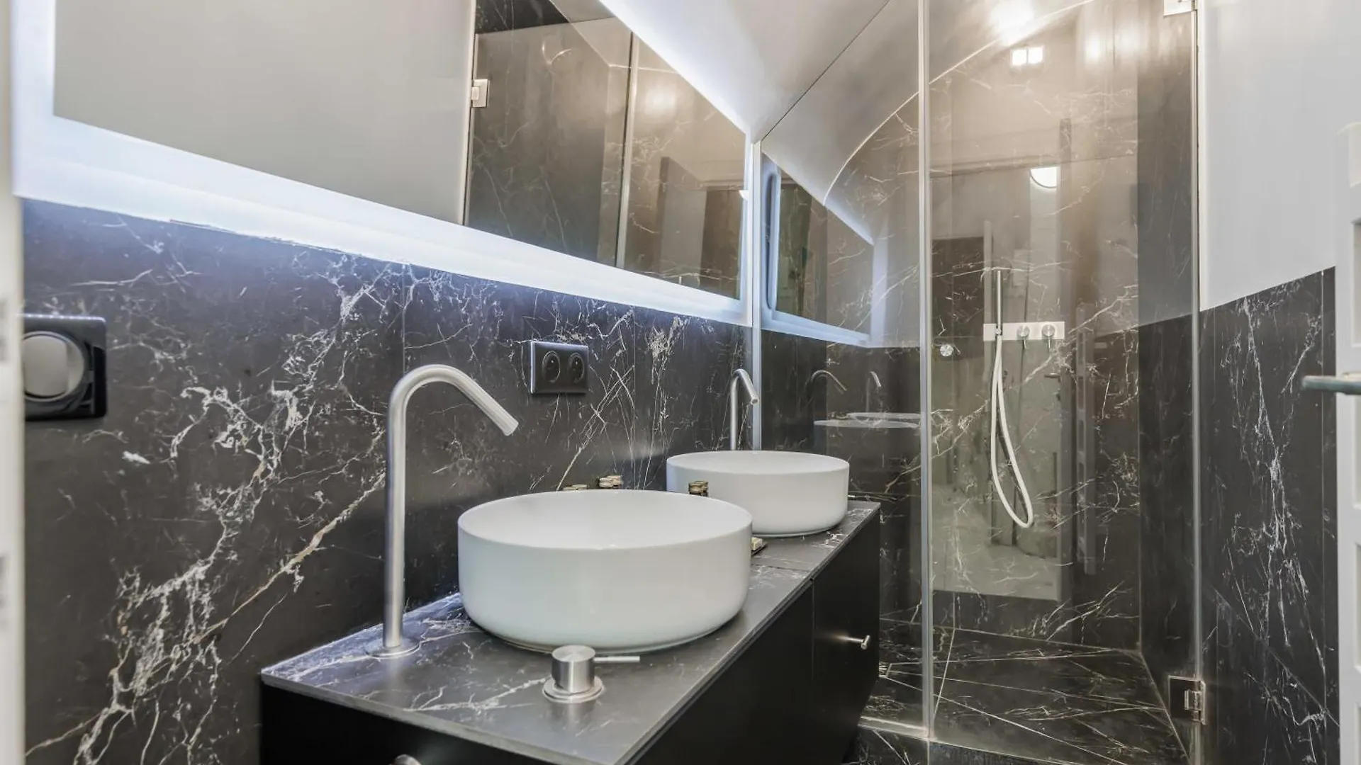 Charming Duplex Parisian T3 - Heart Of Saint-germain Paris